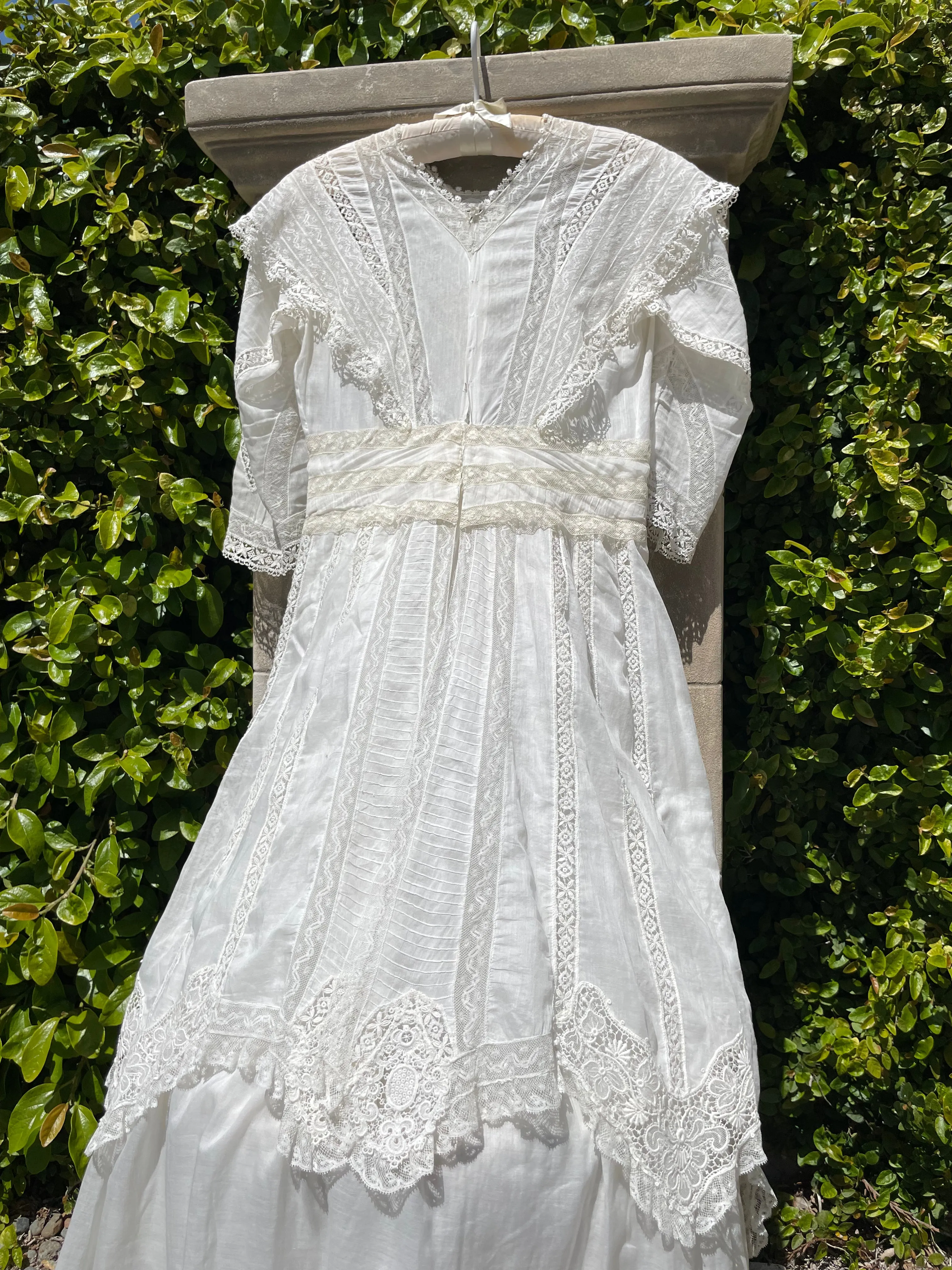 Edwardian Cotton Lawn Lace Trim Capelet Day Dress