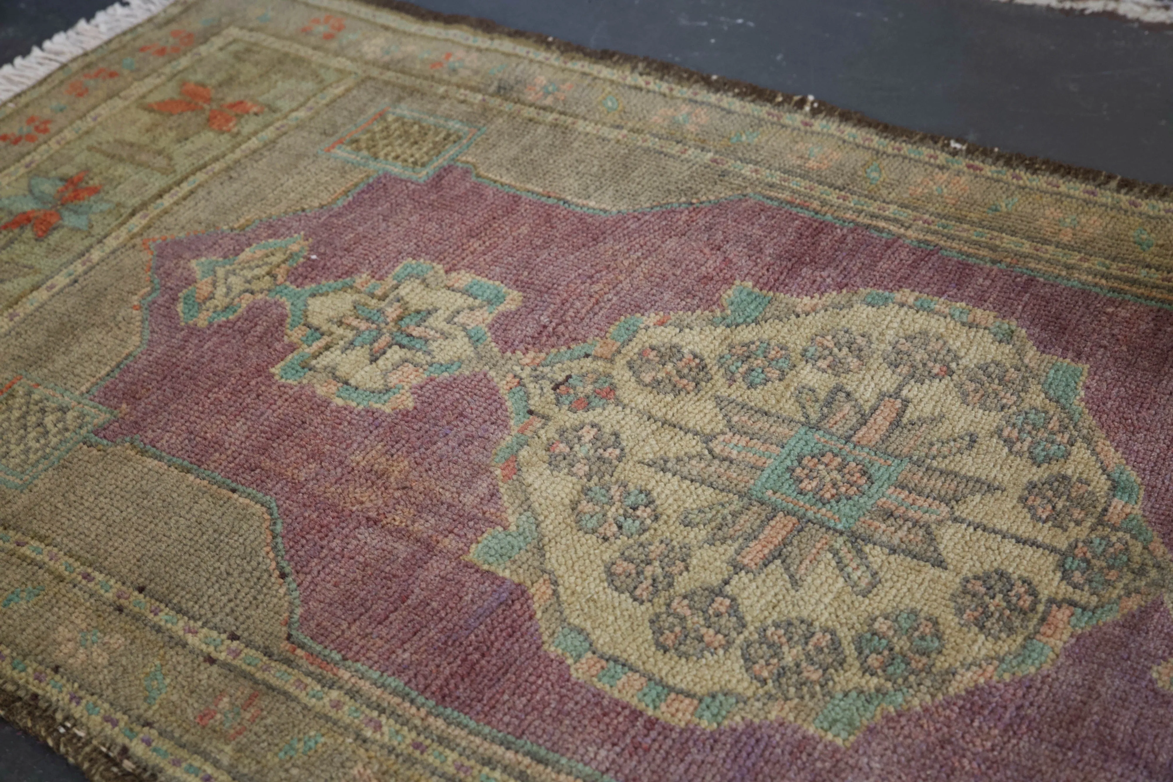Vintage Mini Turkish Rug 1'10"x3'5"