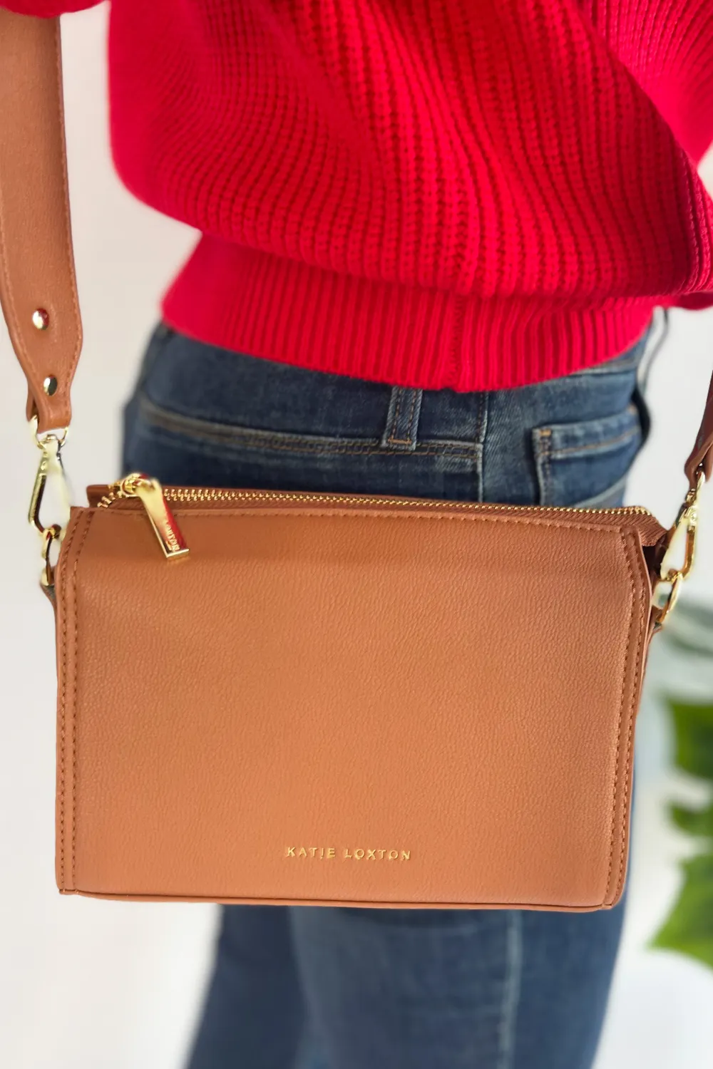 Zana Crossbody Bag